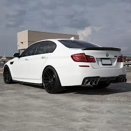 F10M5漂移和停车模拟器