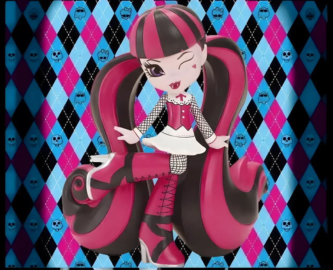 MonsterHigh:时尚游戏